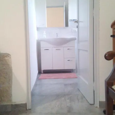 Ida In Pensjonat Bari